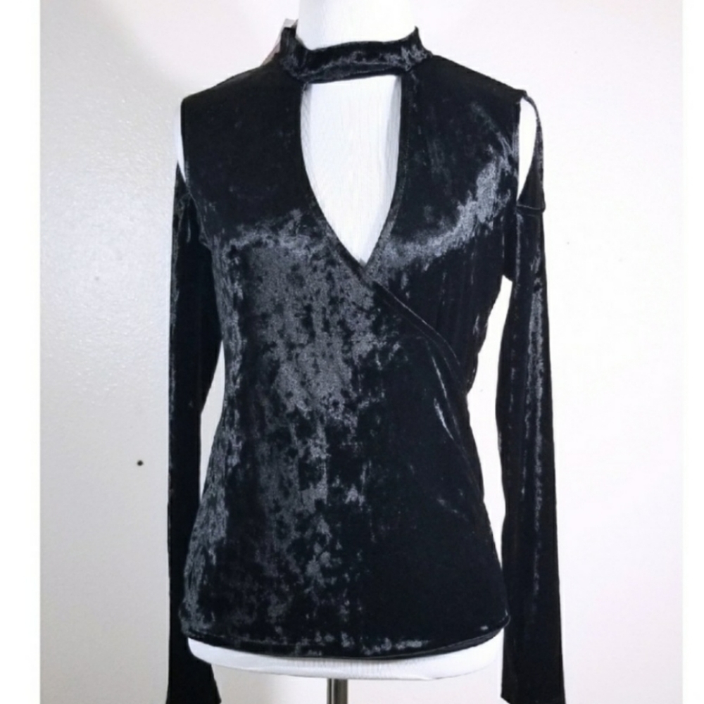 NWT Sequin Hearts Black Velvet Choke…